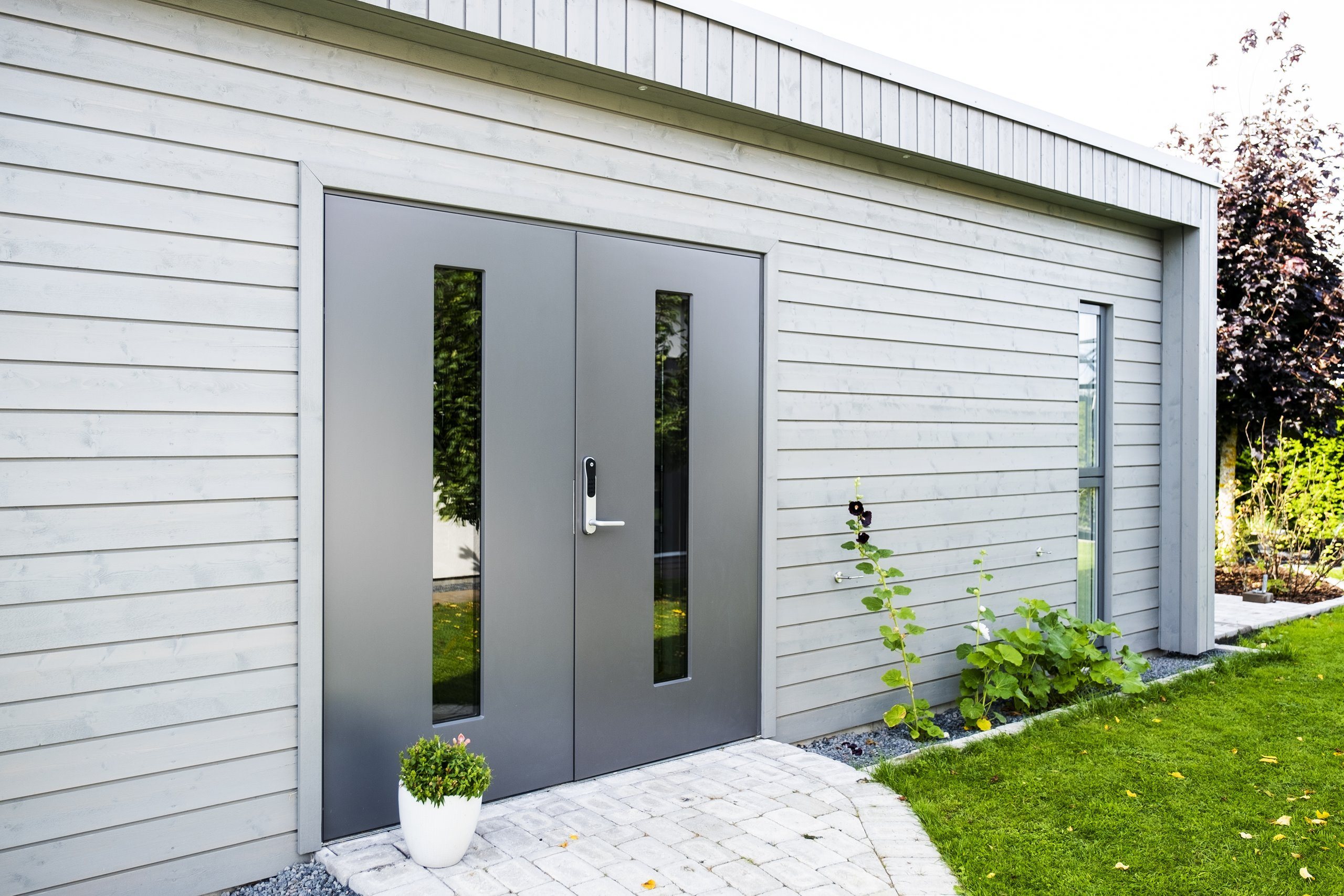 JW-Exterior-Door-TOWER-Double-gray-in-wooden-garden-house