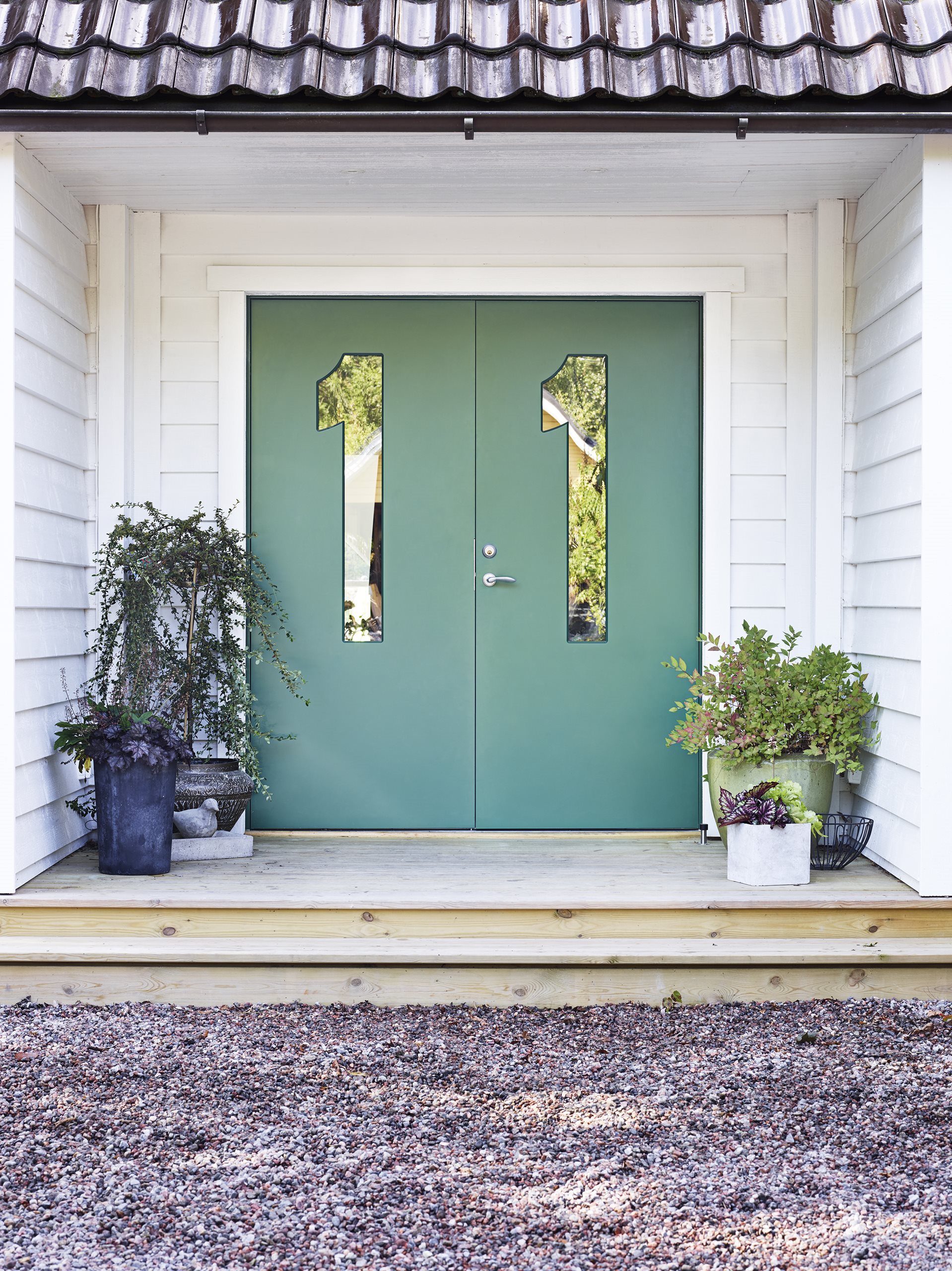 Identity-double-door-green-scenery