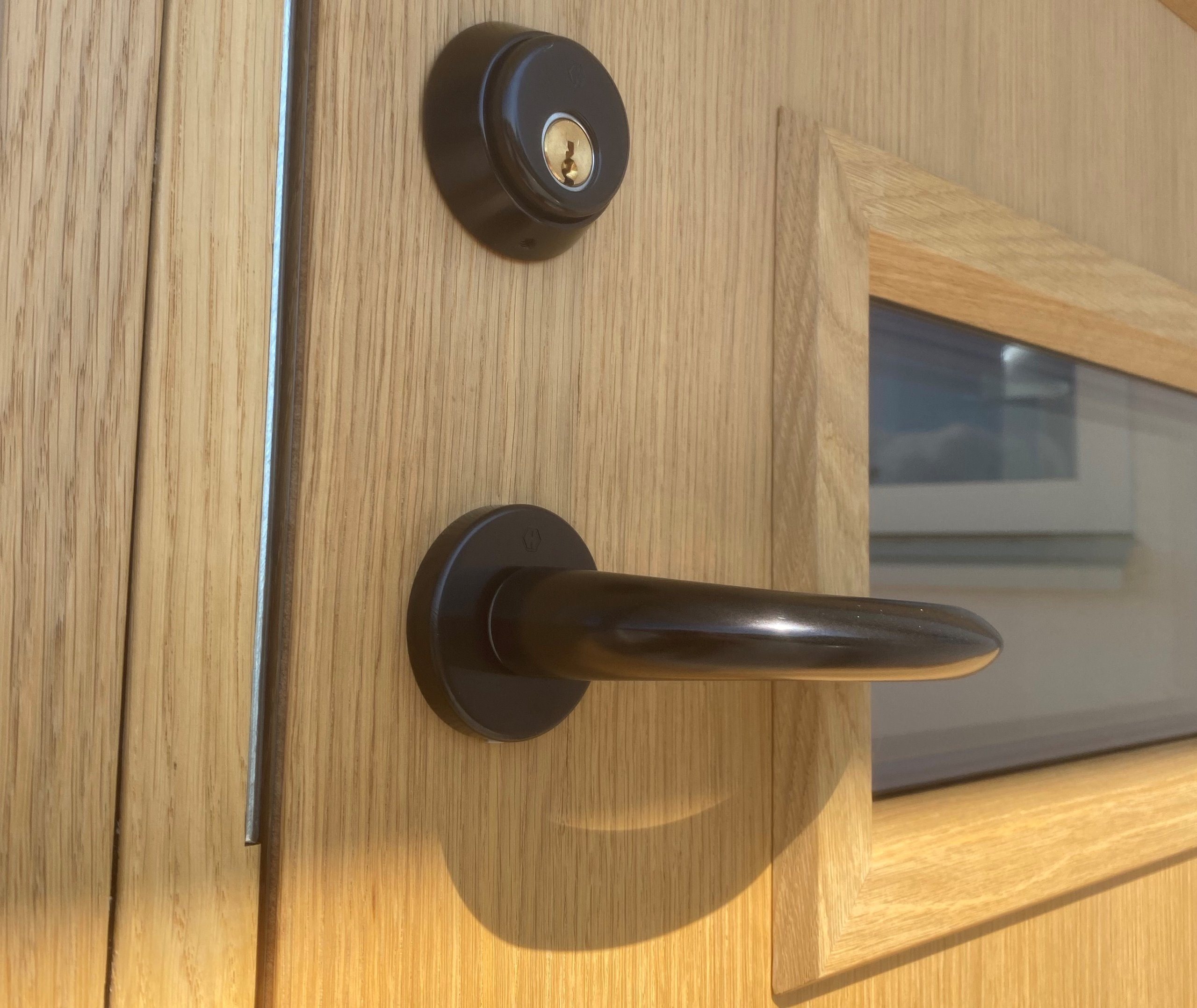 JW-Exterior-Door-Handle-Marseille-on-ELBE-OAK-ECO-4-Copy