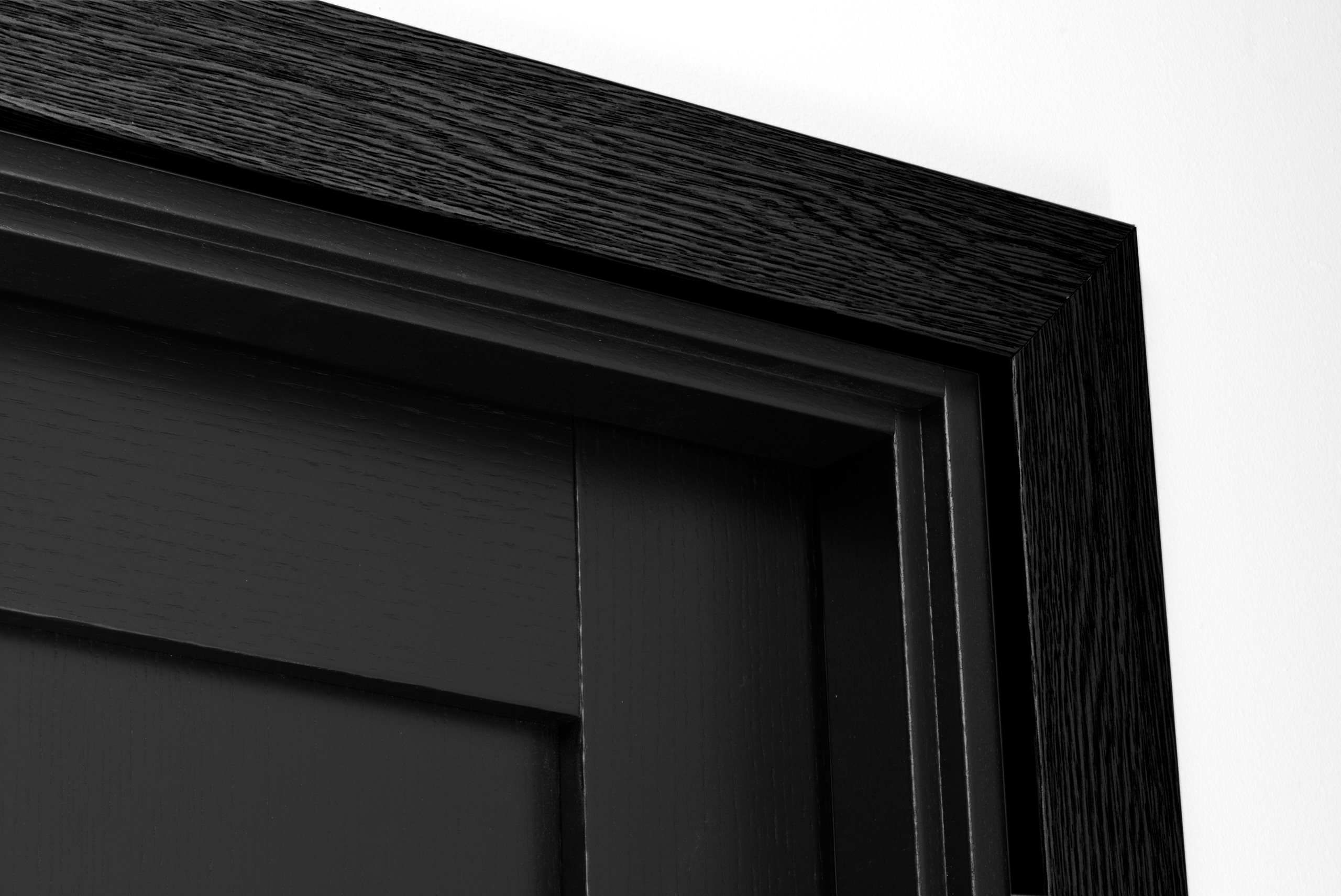 Unique-black-oak-close-1